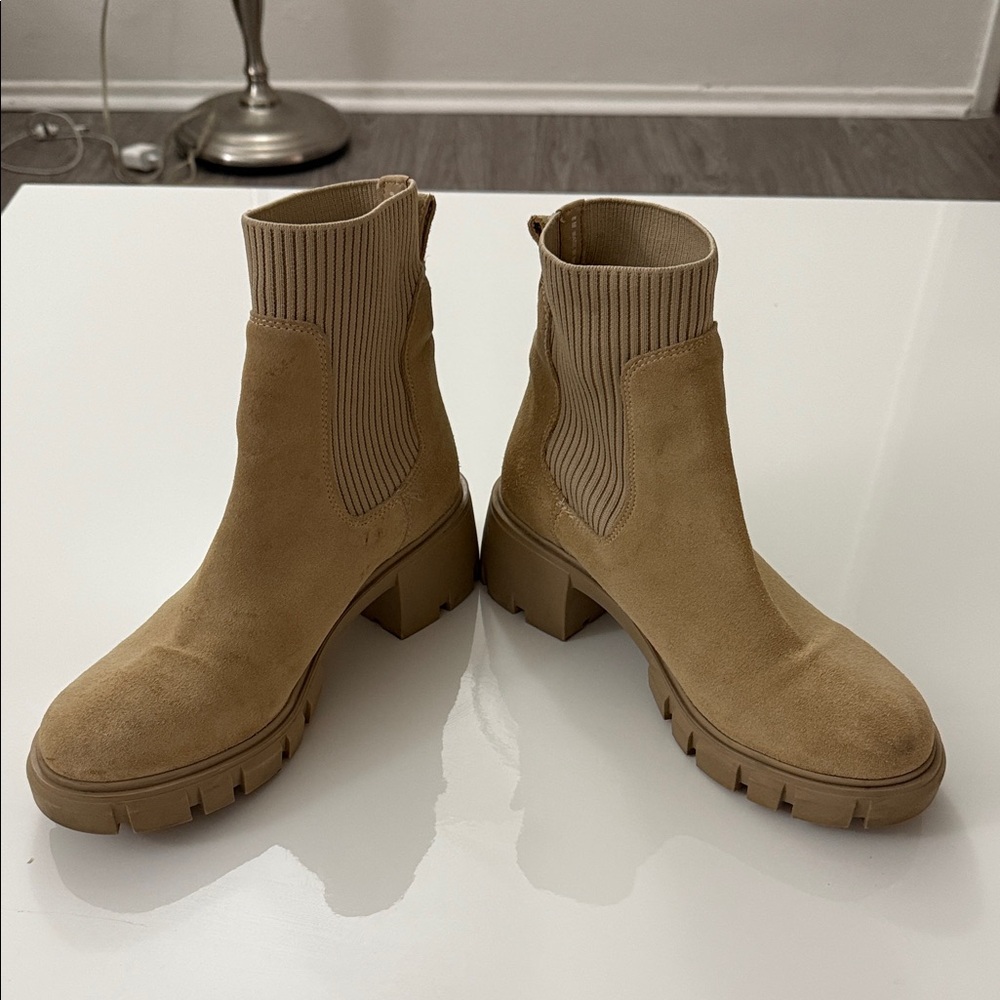 Steve Madden Tan Suede Chunky Lug Chelsea Booties
